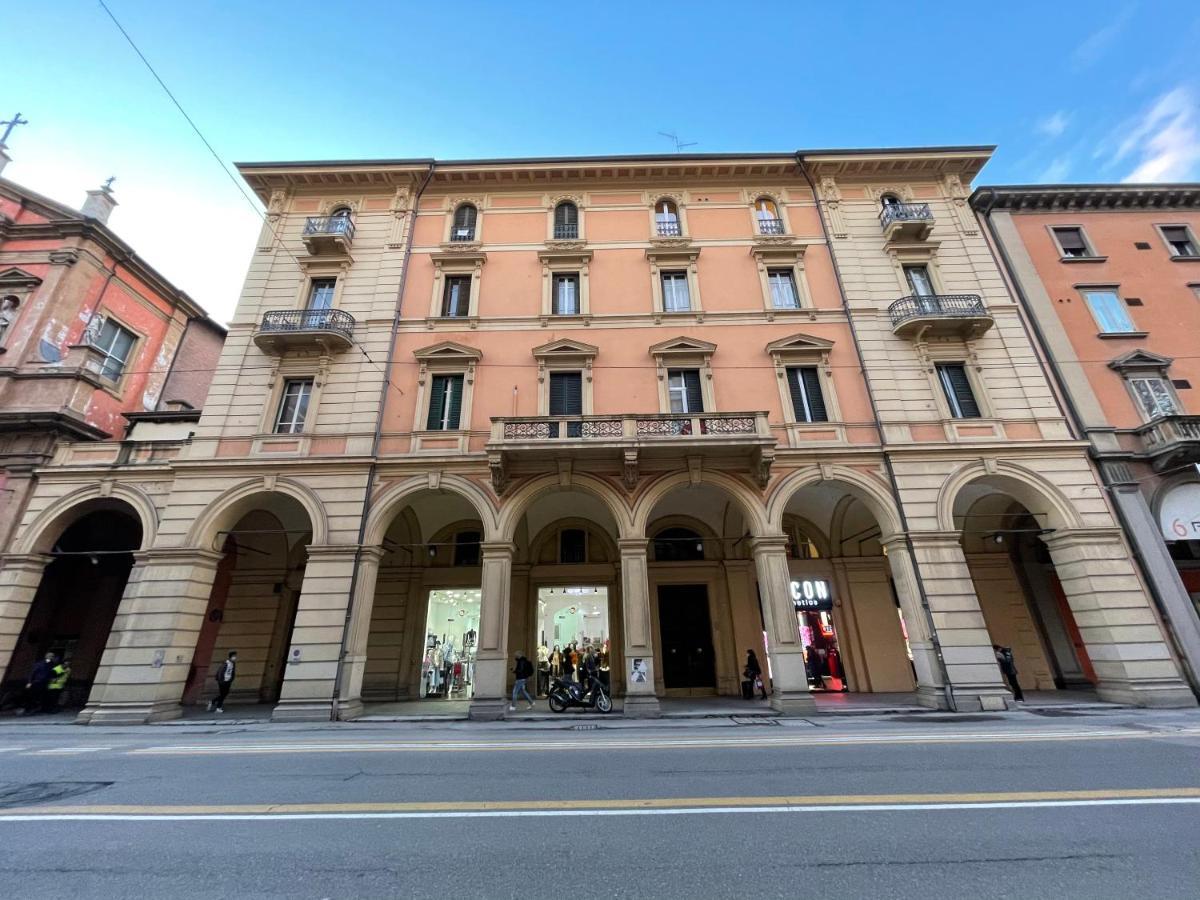 Indipendenza Mansion City Centre Болонья Екстер'єр фото